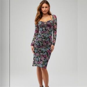 NWT 4SI3NNA Pazmina Dress Navy Floral Size medium